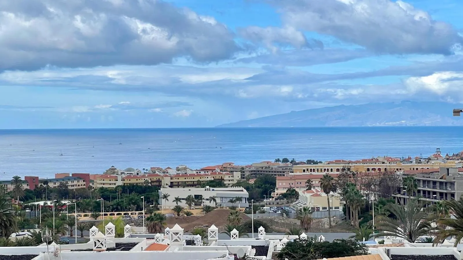 Villa Parque Del Conde, Ocean View アデヘ スペイン