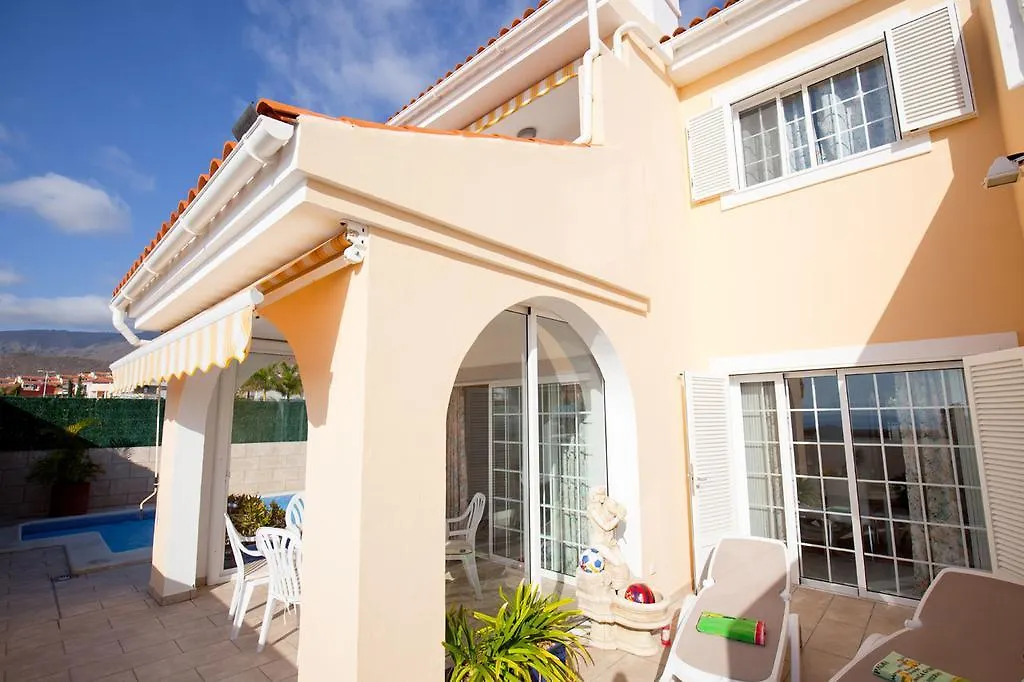 Villa Parque Del Conde, Ocean View アデヘ 0*,